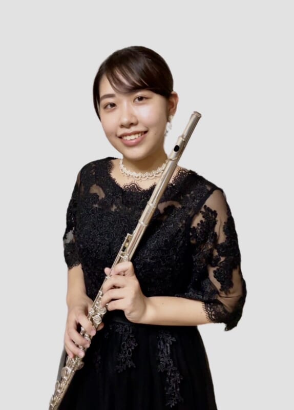 石塚咲愛＜フルート＞